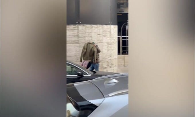 Simone Vagnozzi ringrazia i tifosi dopo il trionfo di Sinner