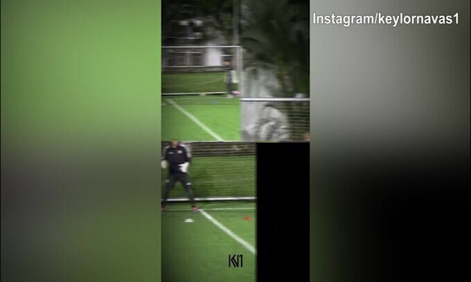 Keylor Navas non molla: allenamento per il portiere costaricano