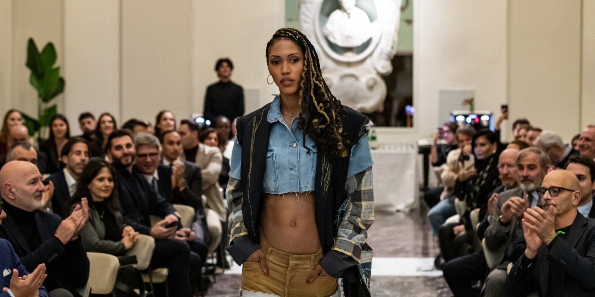 Successo per BTOPE, con le ragazze della Roma vestite da modelle