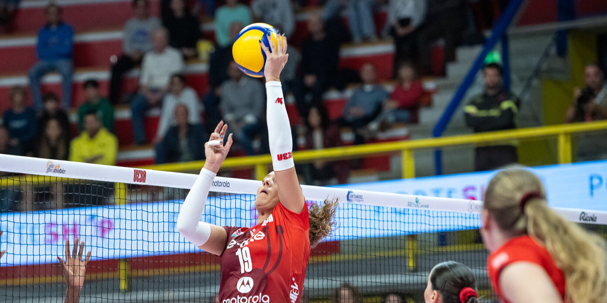 Busto-Firenze in anticipo, Conegliano-Novara è il big match