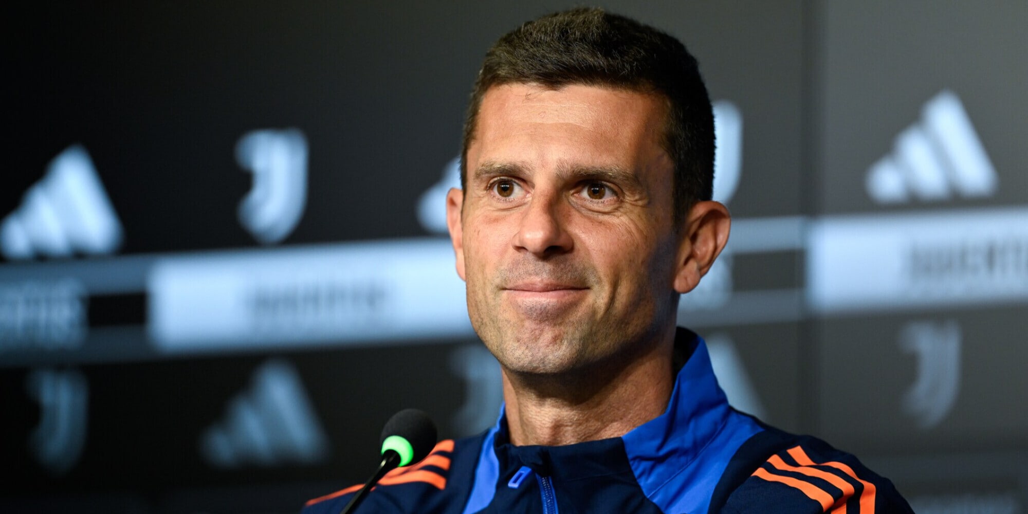 Juve, Motta: “Piena sintonia sul mercato. Vlahovic out con il Lecce”