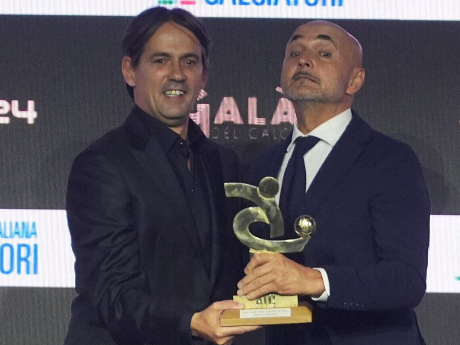 Trofeo Calcio Personalizzato CNC Group - Premio Grande Giocatore Inciso - Nuovo - Foto 5