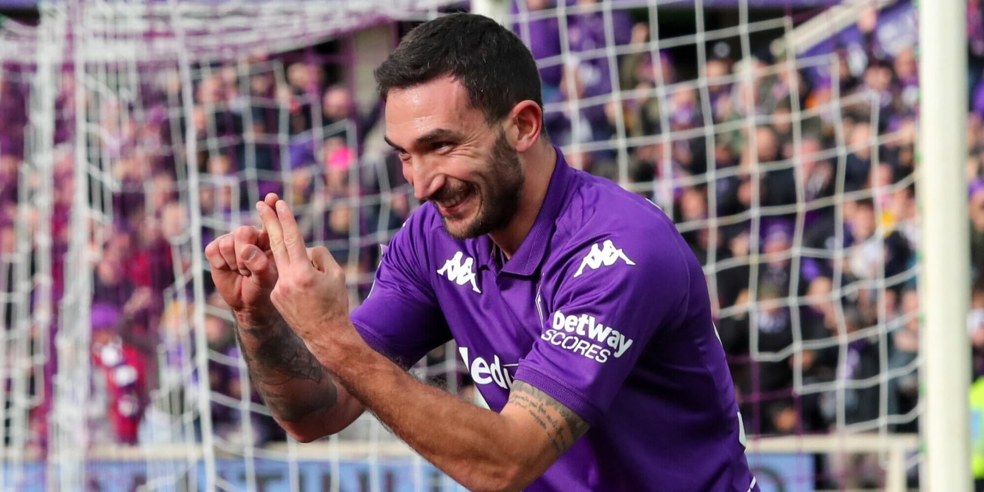 La Fiorentina stende il Cagliari e aggancia l'Inter: decide Cataldi. Rivivi la diretta