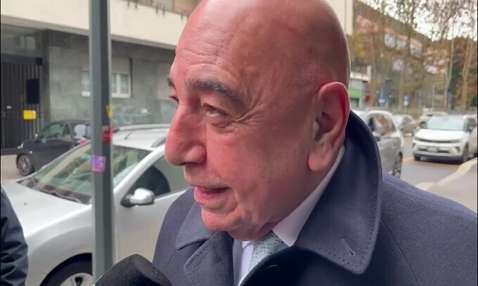Galliani: "Siamo a una vittoria dalla zona salvezza"