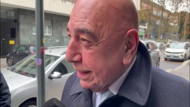 Galliani: "Siamo a una vittoria dalla zona salvezza"
