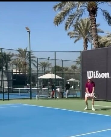Sinner, il video dei primi allenamenti a Dubai