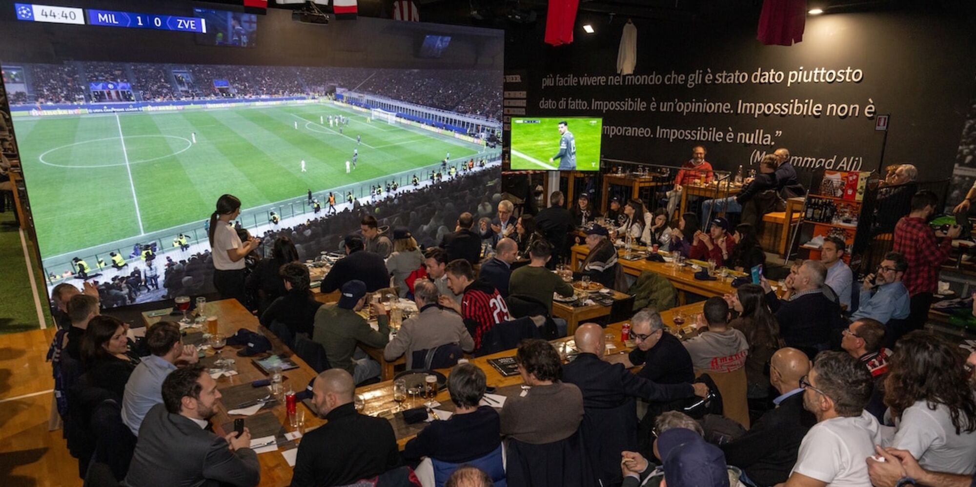 Milan-Stella Rossa, al bar come allo stadio