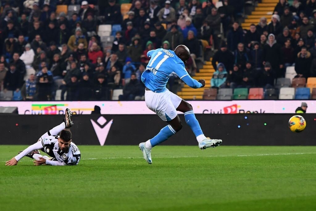 Il Napoli cala il tris a Udine. Gasperini arrabbiato con Zaniolo