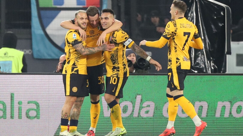 L'Inter ne fa sei alla Lazio. Napoli: infortunio per Buongiorno