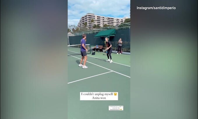 Tennis, Anna Kalinskaya lontano da Sinner sfida il preparatore