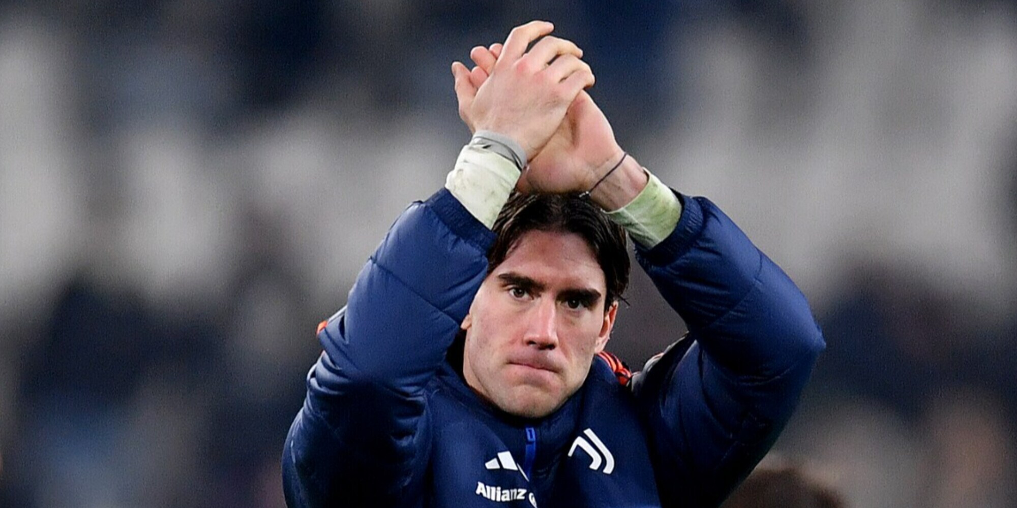 Vlahovic e la pace con i tifosi: "Dispiace per quello che è successo. Andiamo avanti uniti"