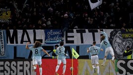 Lazio: espugnato il Via del Mare. Napoli, superato il Genoa