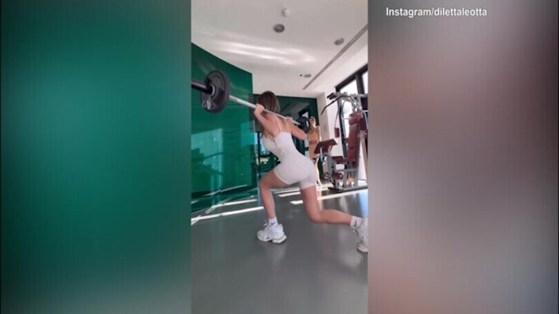 Diletta Leotta, vigilia sexy in palestra