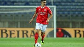 Juve: parla l'agente di Silva. Premier League, ancora polemiche su Taylor