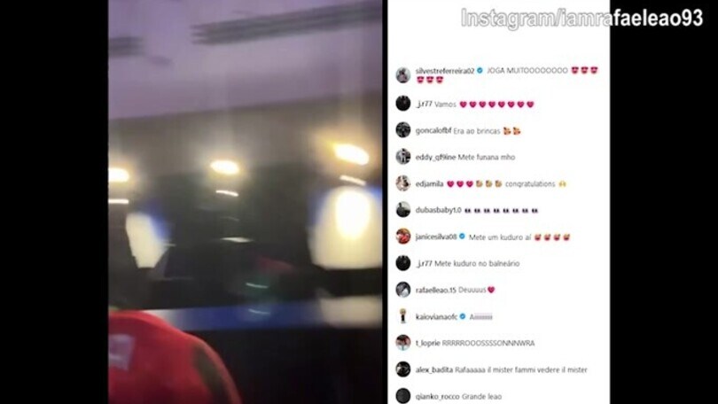 Milan, Leao festeggia nello spogliatoio: "Milano è rossonera!!"
