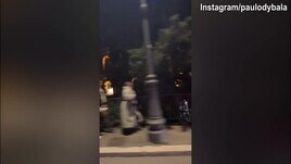 Roma, Dybala si gode la capitale e il Colosseo