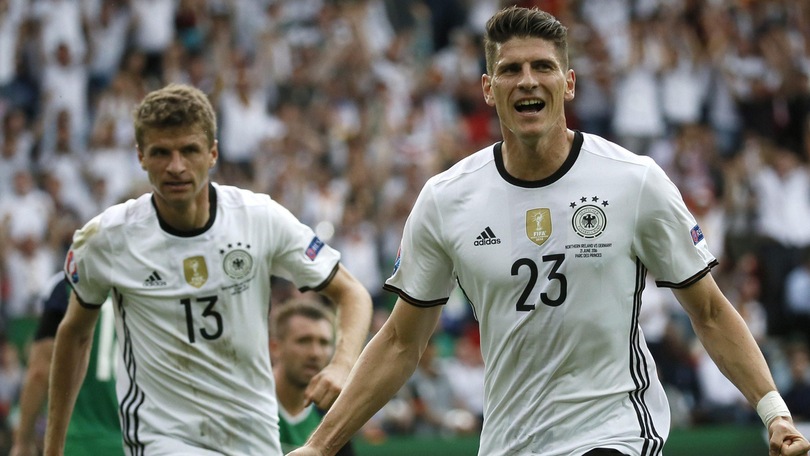 Euro 2016, Irlanda del Nord-Germania 0-1: Mario Gomez gol, tedeschi primi