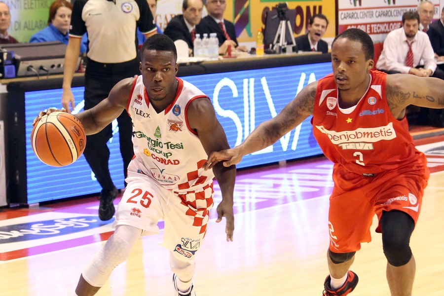 Blackshear scuote Pistoia, Varese ko nel finale