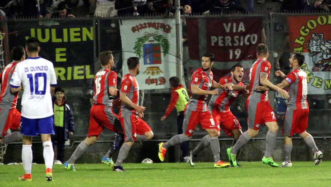 Lega Pro Alessandria, pari: Cremonese prima