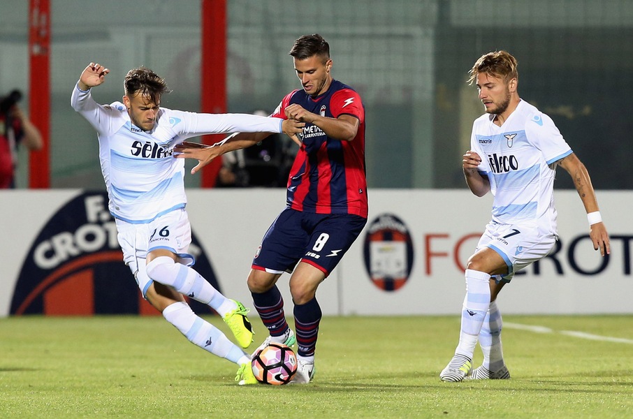 Calciomercato, Crotone e Verona: duello per Crisetig