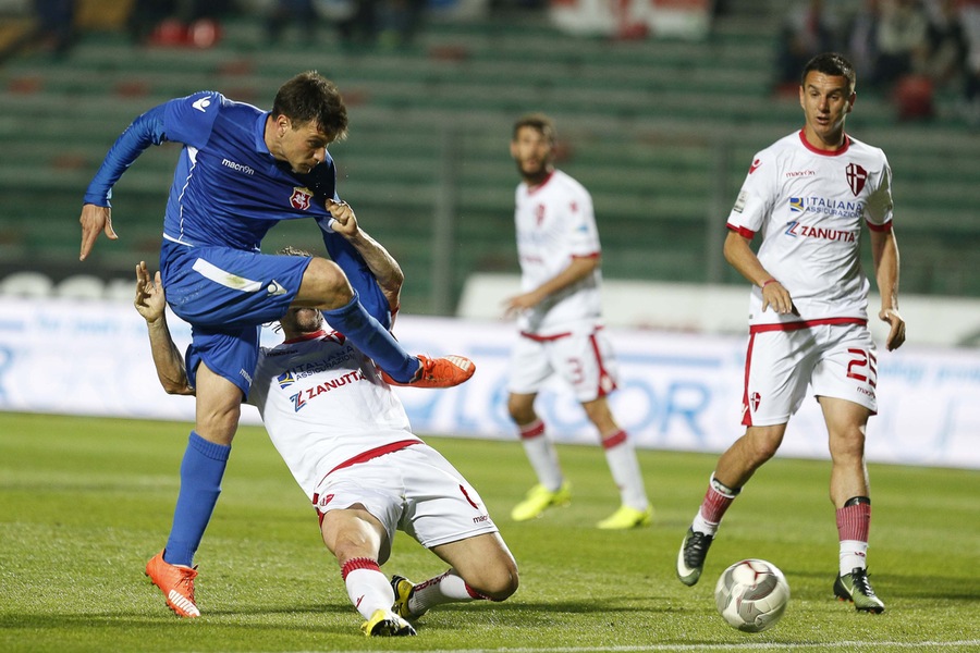 Calciomercato Monopoli, arriva l'attaccante Paolucci