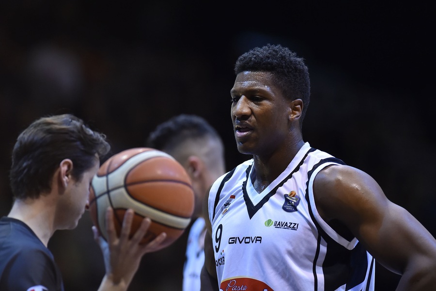 Basket Serie A, Pistoia firma Yakhouba Diawara