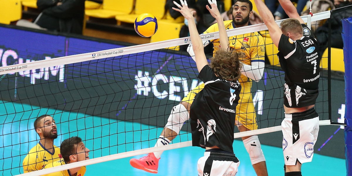 Cev Cup: Modena vola ai sedicesimi