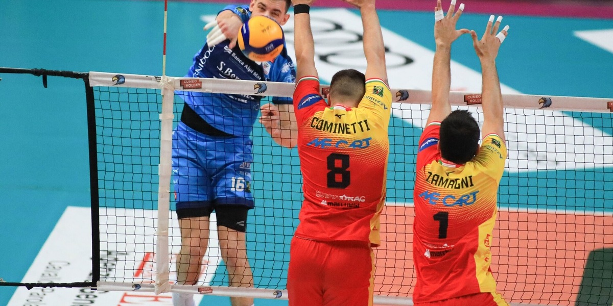 Reggio-Cuneo al quarto round