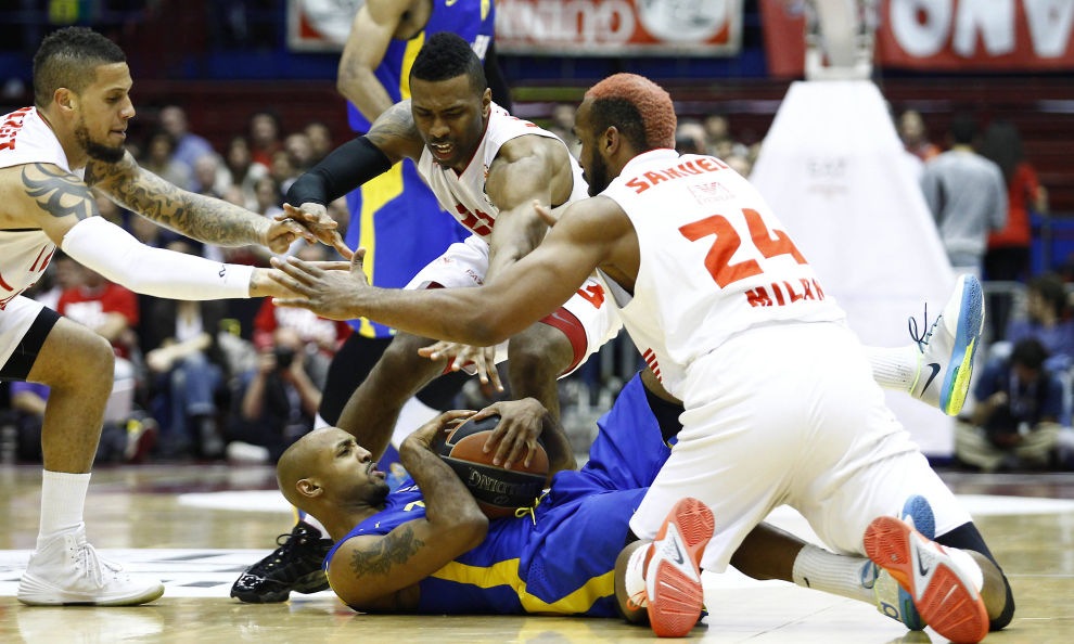 Eurolega: EA7 ko, favorite le spagnole