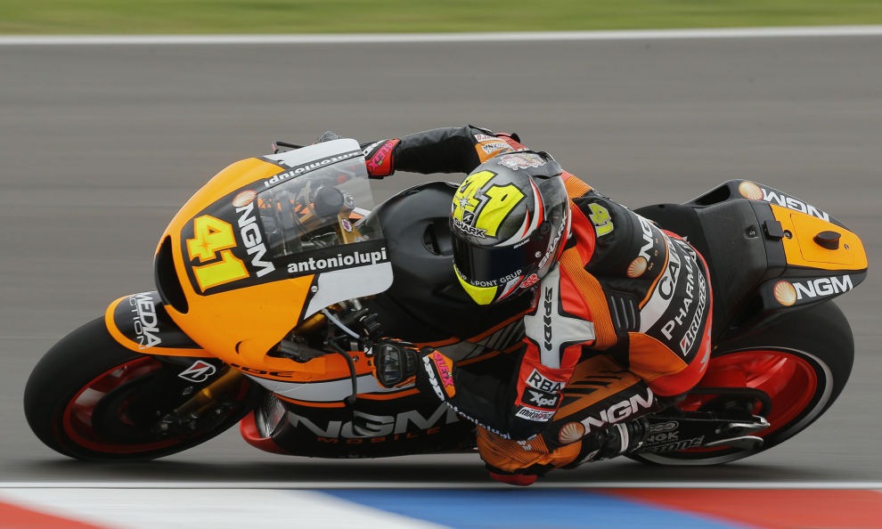 MotoGp, Spagna: Espargarò davanti, Rossi quinto MotoGp, Spagna: Espargarò davanti, Rossi quinto
