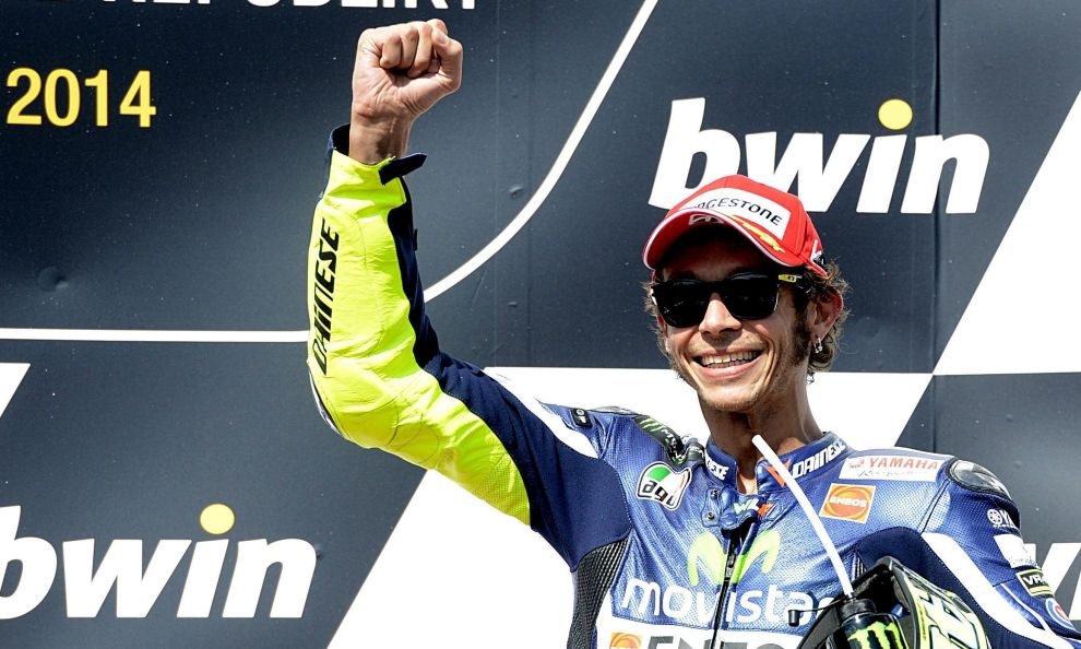 MotoGp Yamaha, Rossi: «Alonso resti alla Ferrari»
