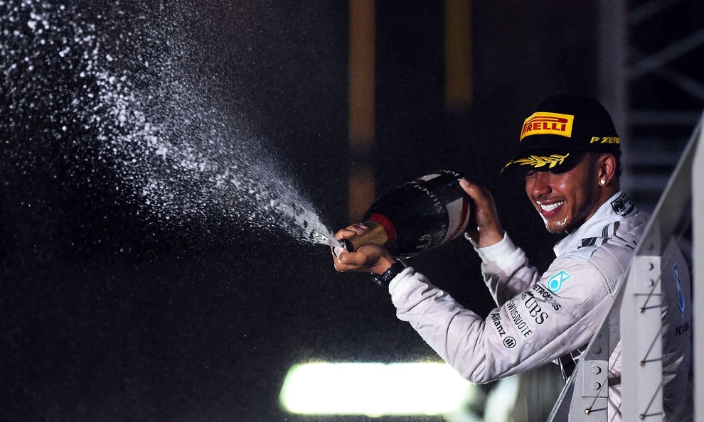 F1 Mercedes, Hamilton: «Vincere come i più grandi»