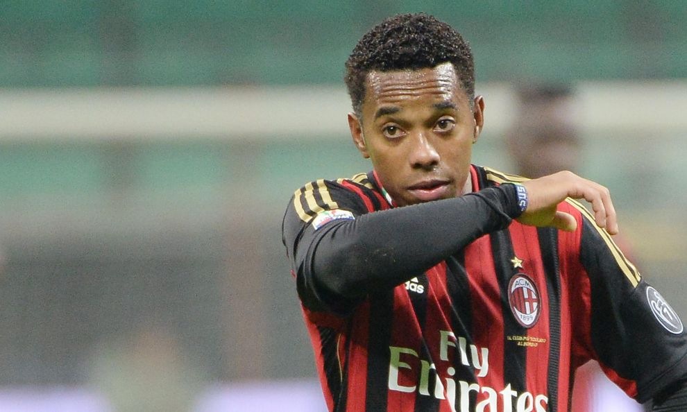 Milan, Robinho rescinde. Sarà libero da luglio Milan, Robinho rescinde. Sarà libero da luglio