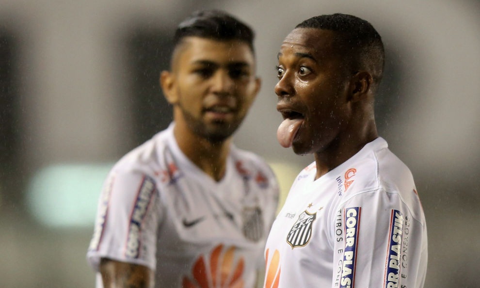 Robinho rescinde il contratto con il Milan