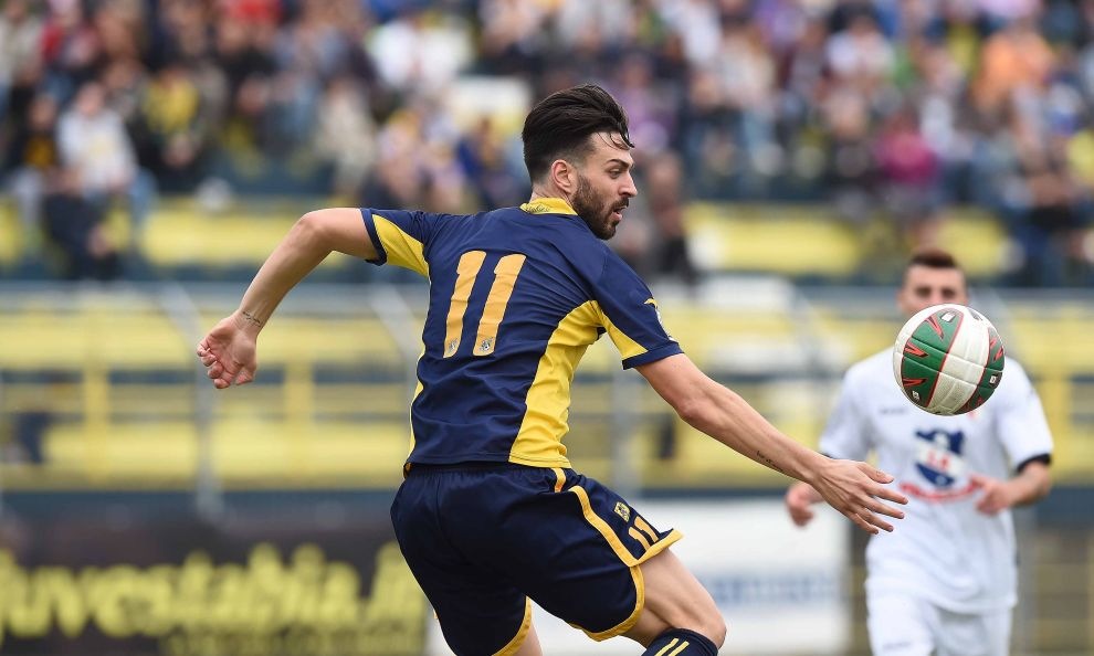 Matera-Juve Stabia terze. Casertana ad un punto Matera-Juve Stabia terze. Casertana ad un punto