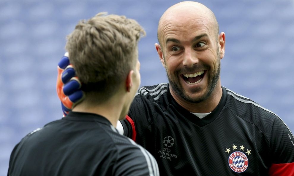 Napoli-Reina: che blitz. Offerto un super contratto Napoli-Reina: che blitz. Offerto un super contratto