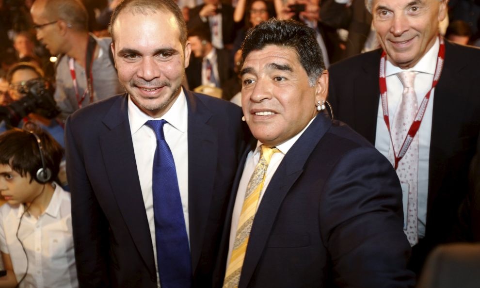 Maradona non ha dubbi: «Io meglio di Messi»