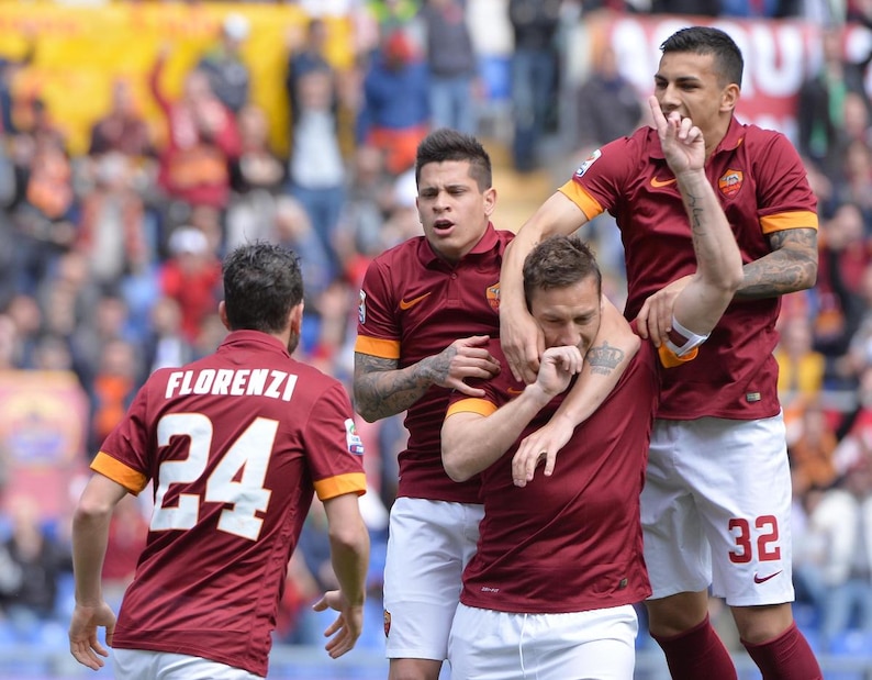 Maicon in gruppo: il derby più vicino Maicon in gruppo: il derby più vicino