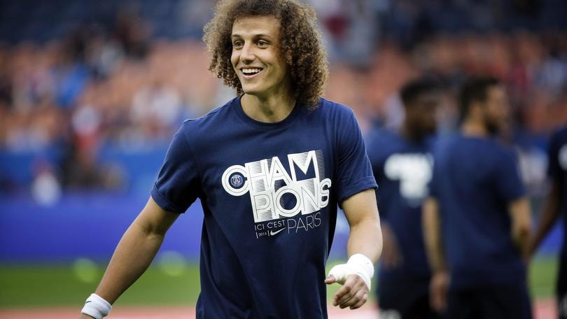 In Inghilterra: «David Luiz 
chiama Pogba al Psg»