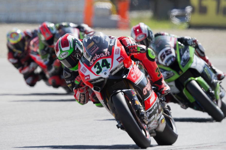 Sbk, Portimao: Giugliano centra la pole Sbk, Portimao: Giugliano centra la pole