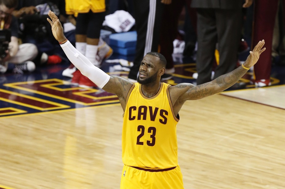Finale Nba, Cleveland accorcia in quota