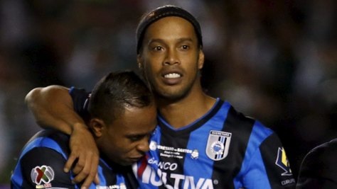 Ronaldinho, scelta di cuore: va al Fluminense