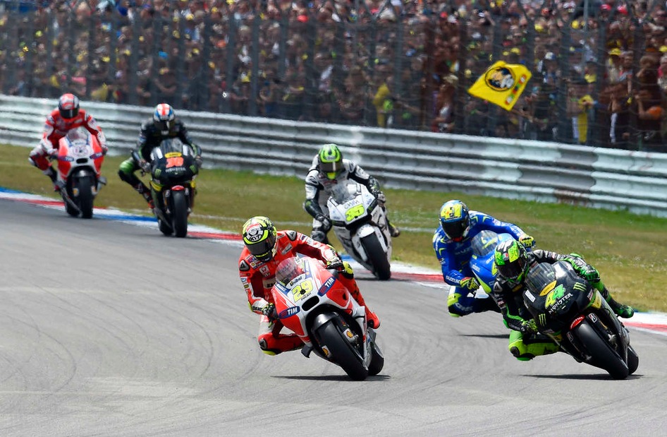 MotoGp, Ezpeleta discute il futuro di Brno MotoGp, Ezpeleta discute il futuro di Brno