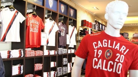 Cagliari, lettera alla Figc: «Bloccate i calendari»