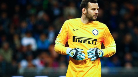Handanovic: «Sono molto vicino al rinnovo con l'Inter»