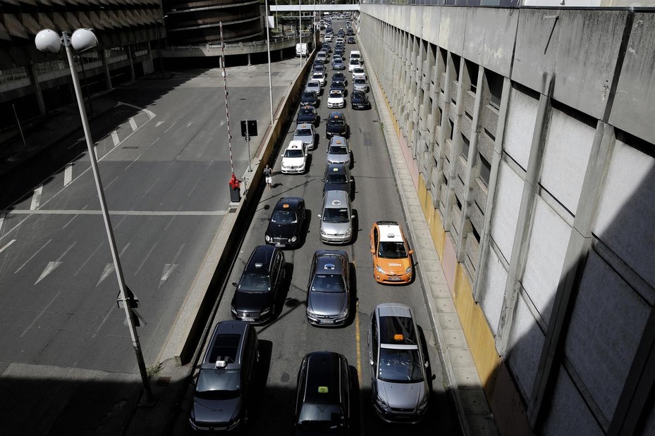 Uber-taxi: è sorpasso in Nord-America