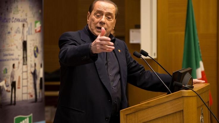 Berlusconi: «Vado in Russia». Putin lo vuole