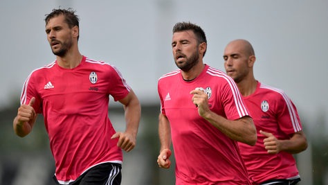Allarme Juventus: out Barzagli e Llorente