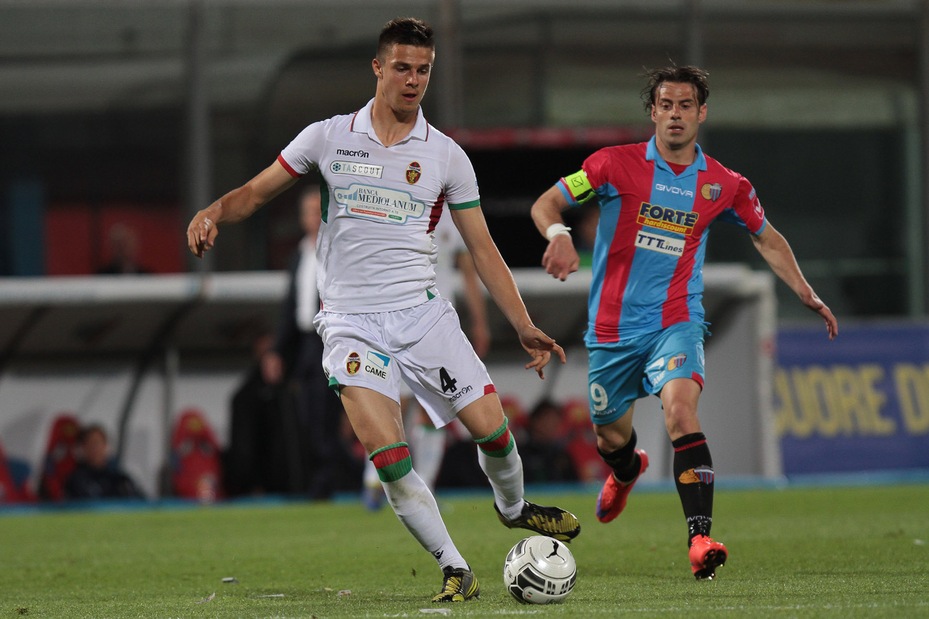 Spezia, è ufficiale l'ex Catania Calaiò Spezia, è ufficiale l'ex Catania Calaiò