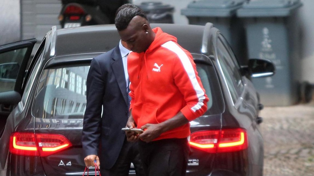 Milan, Balotelli è tornato: in corso le visite mediche